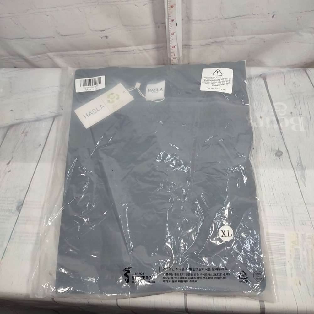 HASLA Men's XL Performance T-Shirts Navy Blue Moisture Wicking NWT